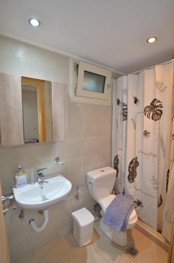 Domenica House Apartment Kondaraíni Екстериор снимка