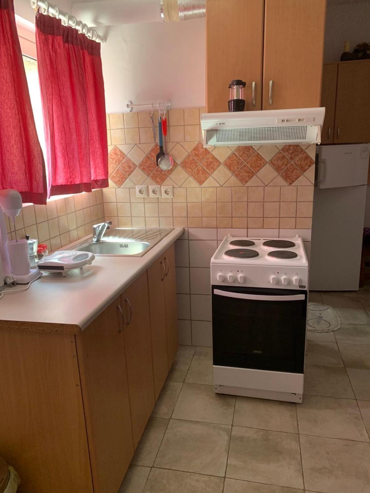 Domenica House Apartment Kondaraíni Екстериор снимка